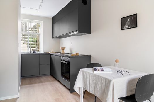 Optimální Jídelní Stoly pro Malé Byty: Design a Funkčnost